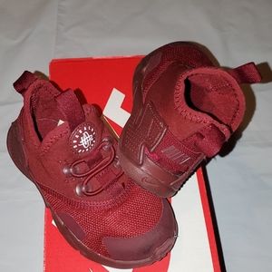 Nike Hurache Drift (TDE)